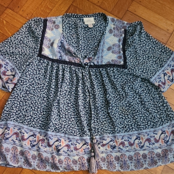 Tops - Womens top Hp 🔥🔥🔥🔥
